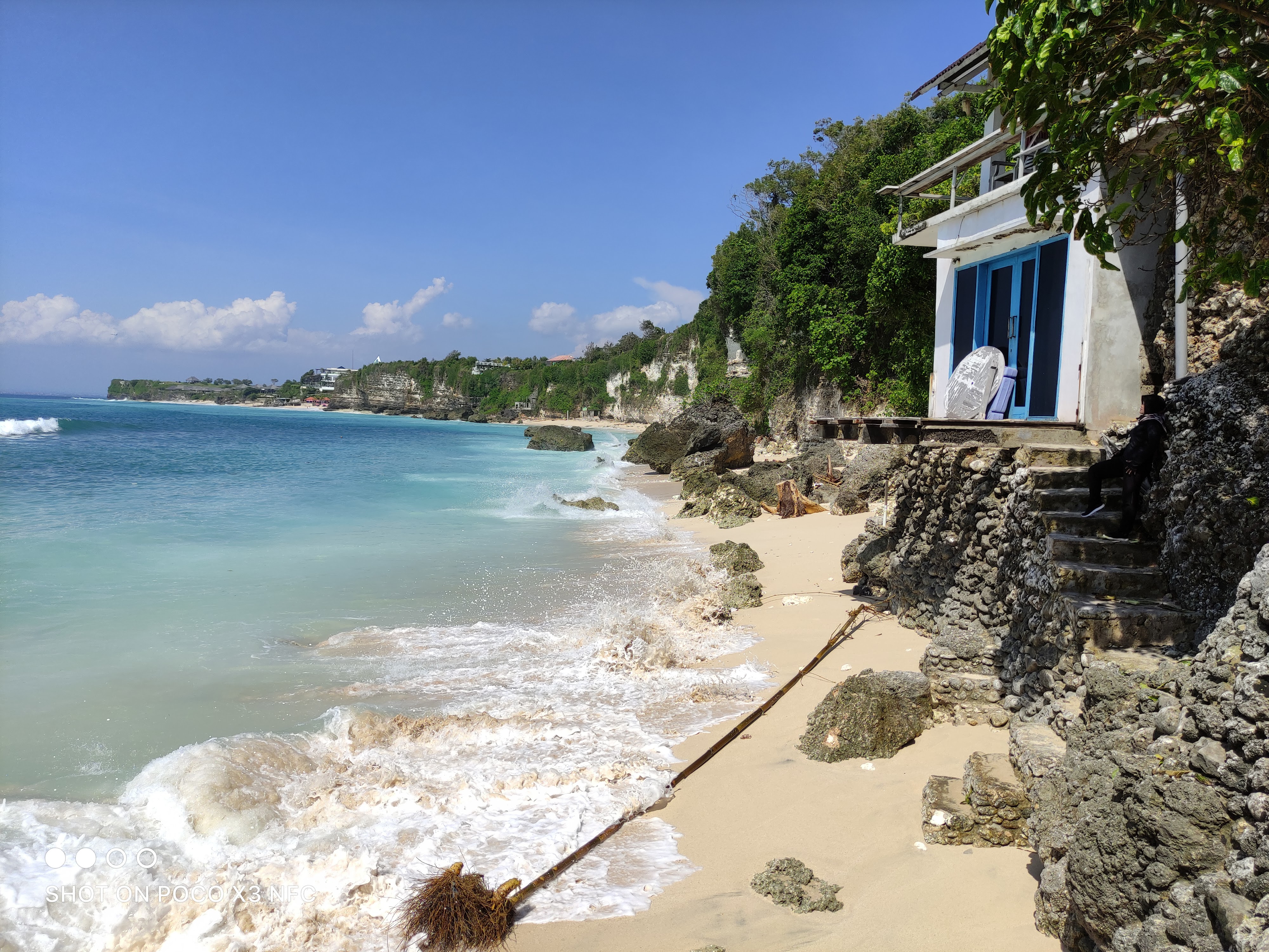 Bingin Beach