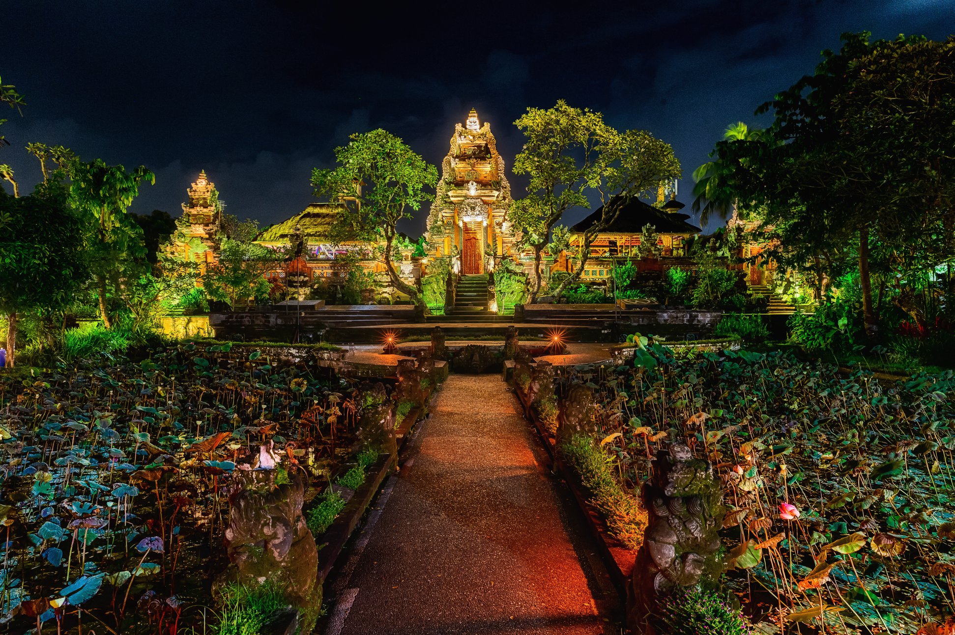 Saraswati Temple (Pura Taman Kemuda)