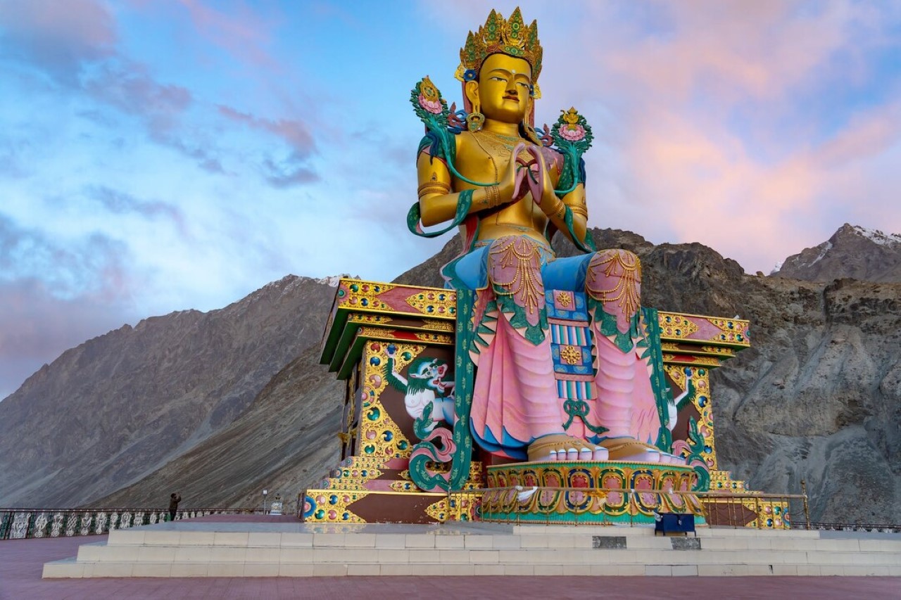 Hunder Monastery